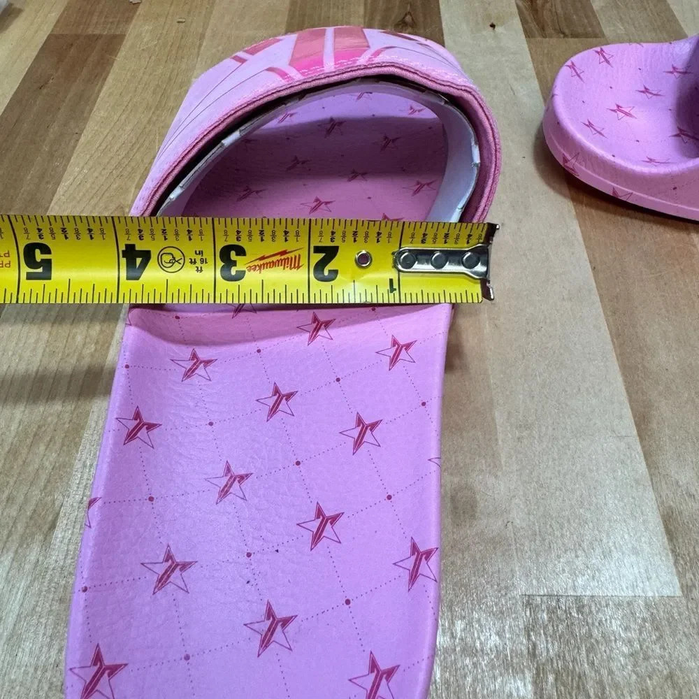 JEFFREE STAR UNISEX  SLIPPERS  MEN SIZE 11 WOMEN SIZE 13 - Picture 4 of 6